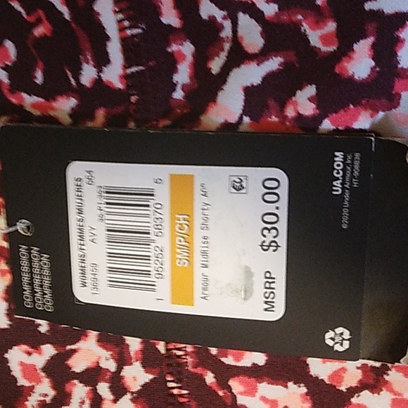 Women's Under Armour compression Mid Rise Shorty Tights Shorts NWT - Picture 6 of 9